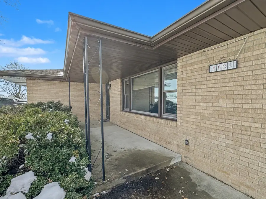 Address Withheld By Seller, Watseka, IL 60970 - Image #3