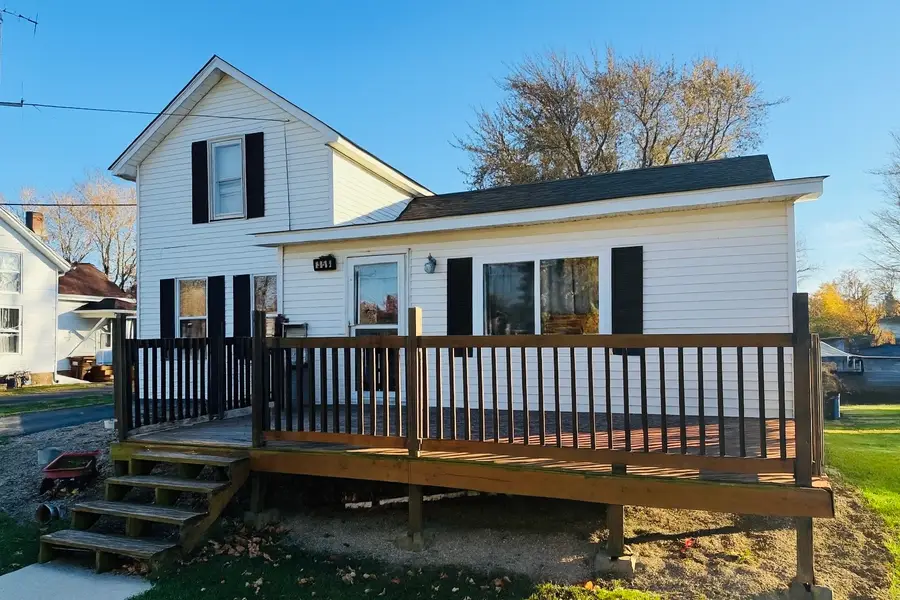 359 Wyoming Avenue, Paw Paw, IL 61353 - Image #2