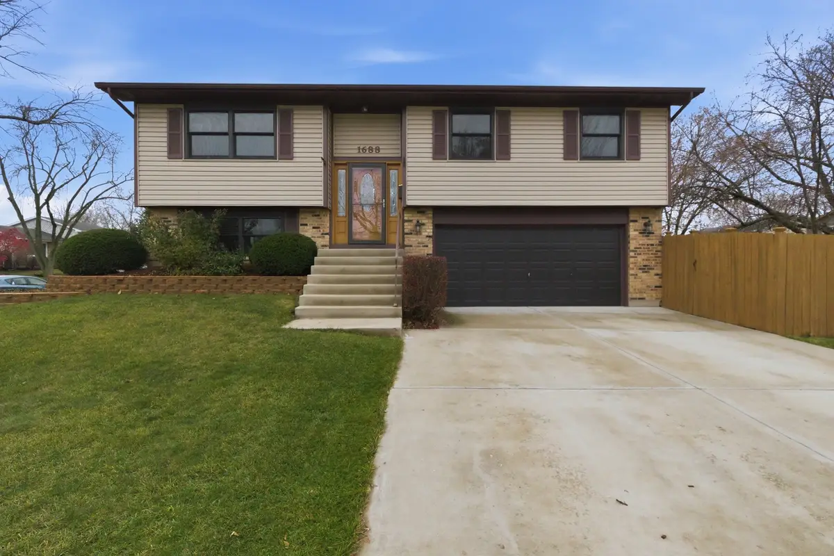 1688 President Street, Glendale Heights, IL 60139 - Image #1