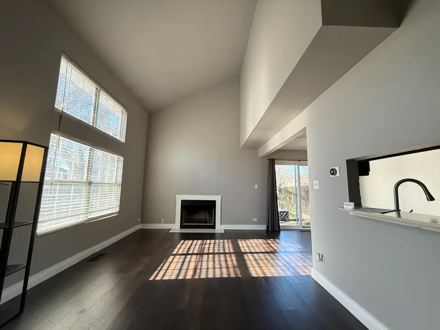 309 Teak Lane, Streamwood, IL 60107 - Image #3