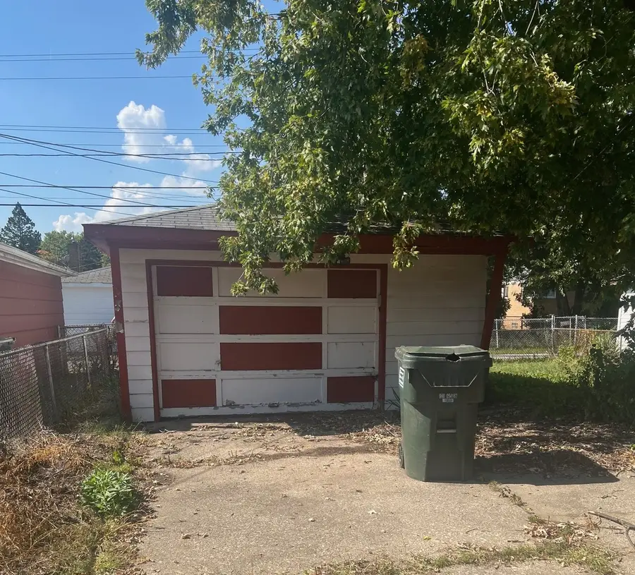 14222 S Woodlawn Avenue, Dolton, IL 60419 - Image #2