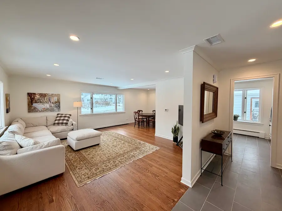 1320 Pinehurst Drive, Glenview, IL 60025 - Image #3