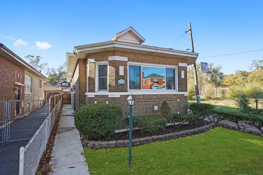 7914 S Oglesby Avenue, Chicago, IL 60617 - Image #2