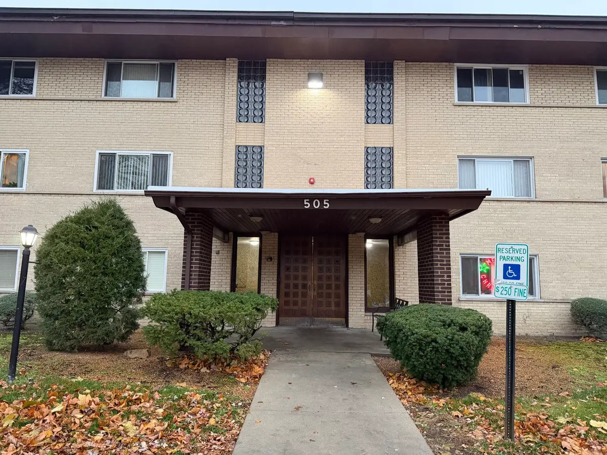 505 S Cleveland Avenue #303, Arlington Heights, IL 60005 - Image #1