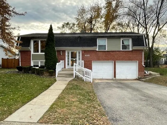 233 Charlotte Lane, Bolingbrook, IL 60440 - Image #2