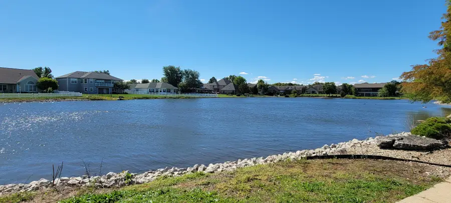 501 N Beacon Hill Circle, Urbana, IL 61802 - Image #3