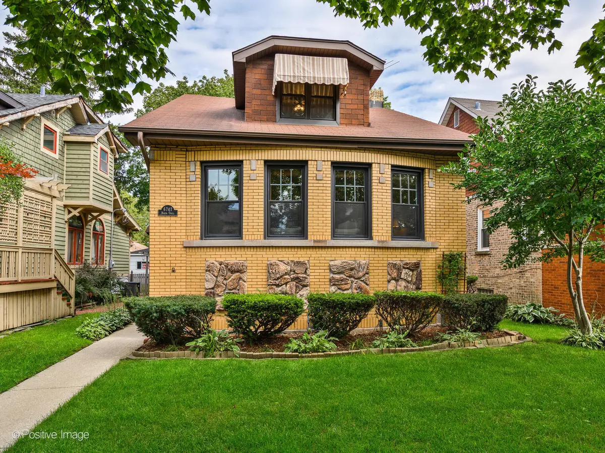 6747 N Odell Avenue, Chicago, IL 60631 - #1