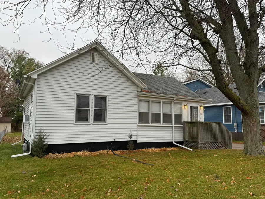 2054 Crosat Street, Lasalle, IL 61301 - Image #2