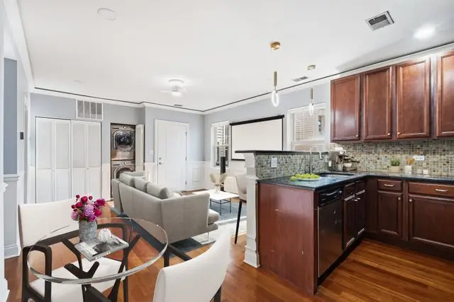 4109 W Eastwood Avenue #2, Chicago, IL 60630 - Image #2