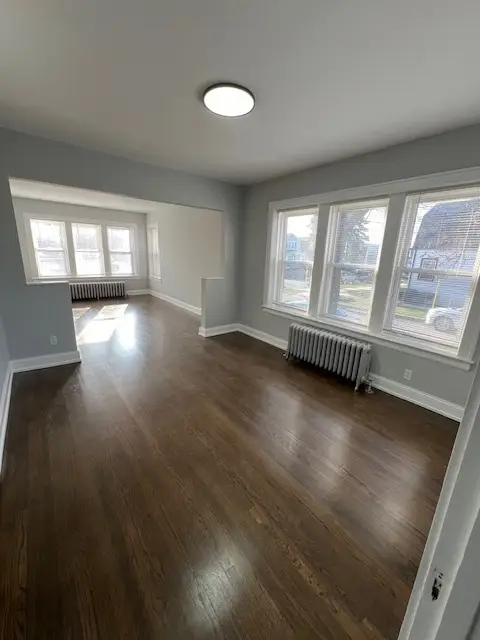 5700 N Parkside Avenue, Chicago, IL 60646 - Image #2