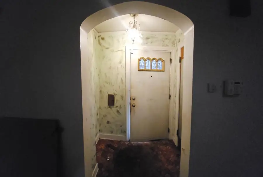 9406 S Michigan Avenue, Chicago, IL 60619 - Image #2