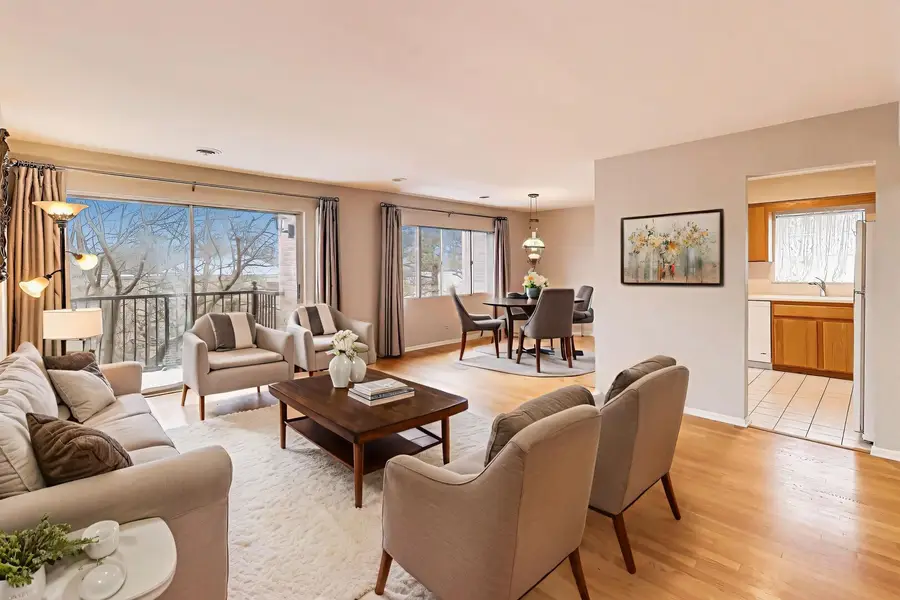 420 Linden Avenue #502, Wilmette, IL 60091 - Image #2