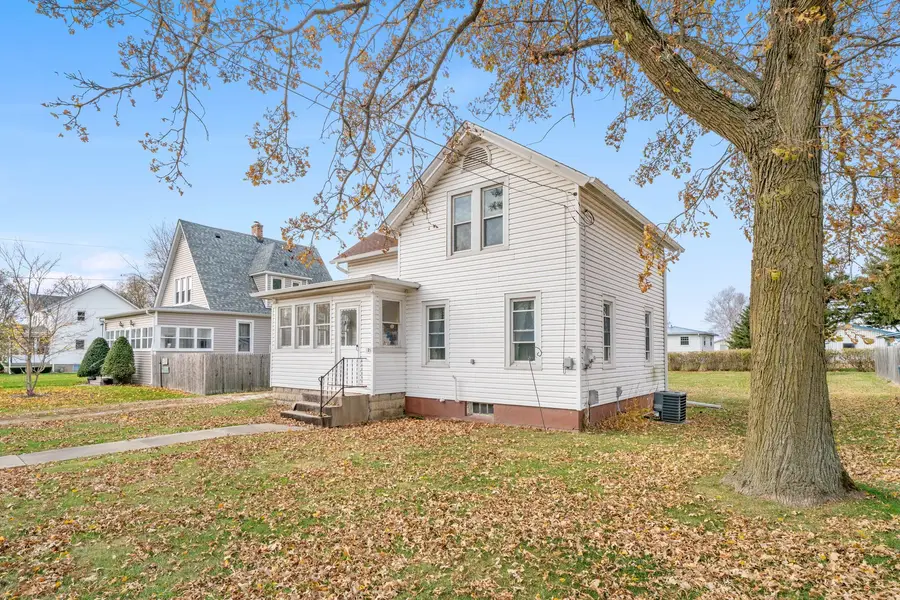 826 Ottawa Street, Earlville, IL 60518 - Image #2