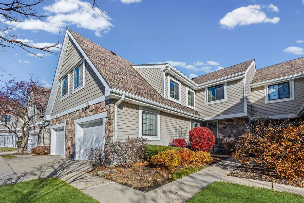 2526 Essex Drive, Northbrook, IL 60062 - #1