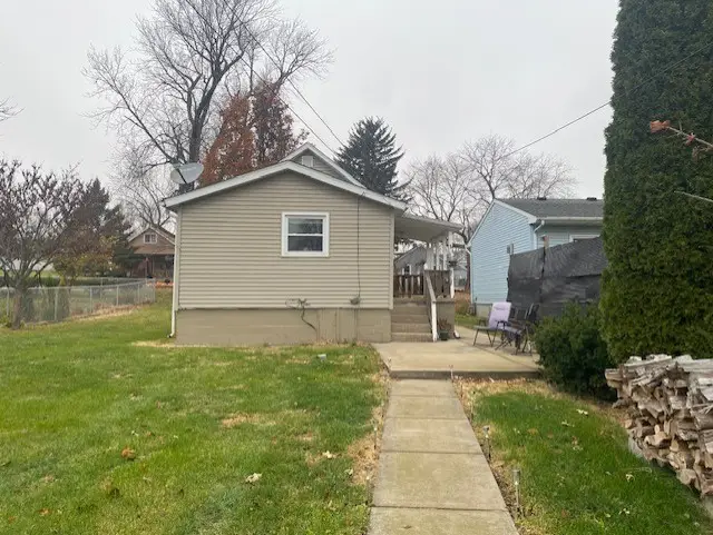 215 W 5th Street, Spring Valley, IL 61362 - #3