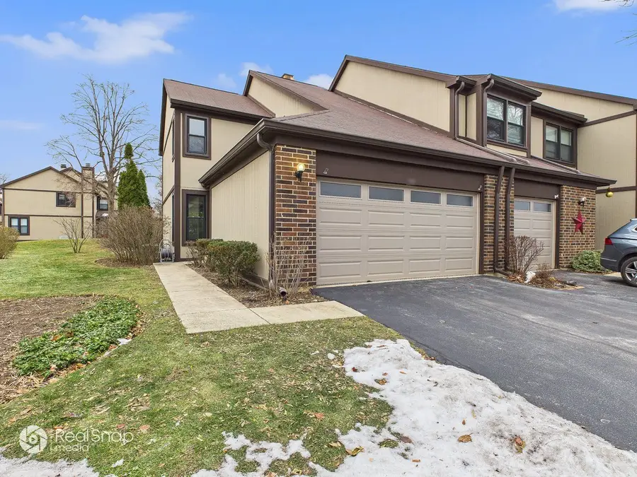 236 Shadowbend Drive, Wheeling, IL 60090 - Image #2