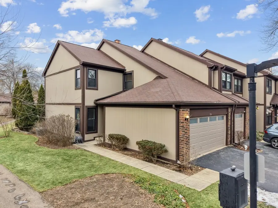 236 Shadowbend Drive, Wheeling, IL 60090 - Image #3