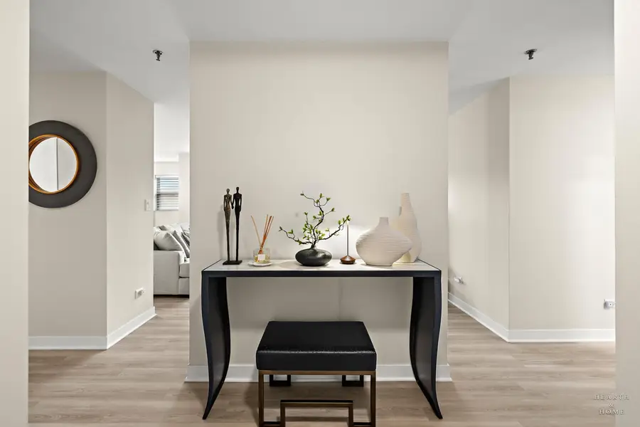 110 S Evergreen Avenue #3BS, Arlington Heights, IL 60005 - Image #2