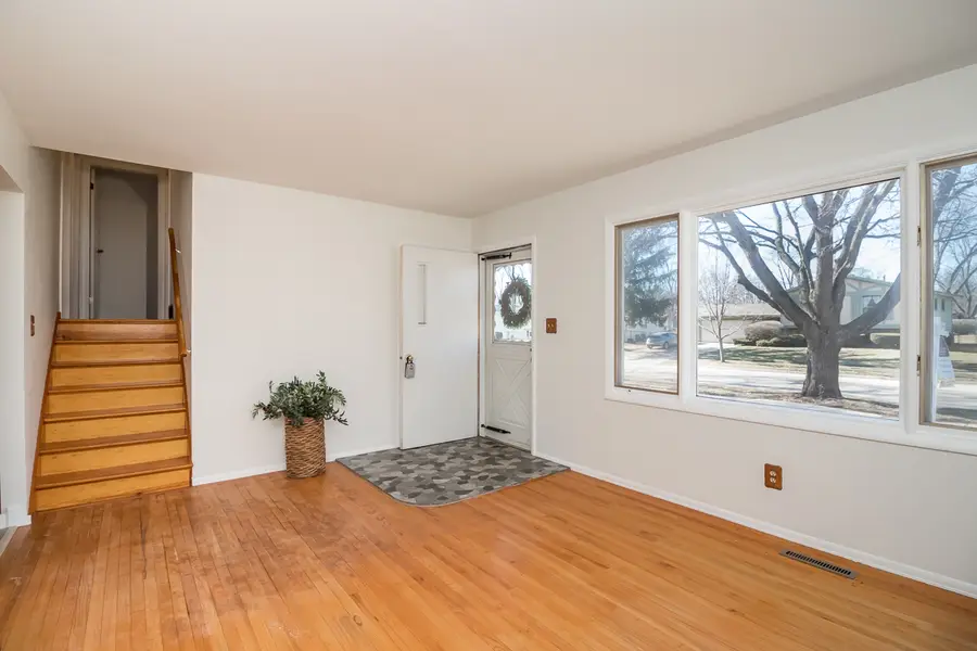 943 Cambridge Lane, Crystal Lake, IL 60014 - #3