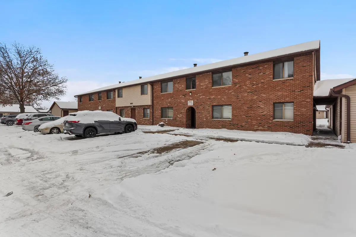 1801 Richardson Drive #7, Urbana, IL 61802 - Image #1