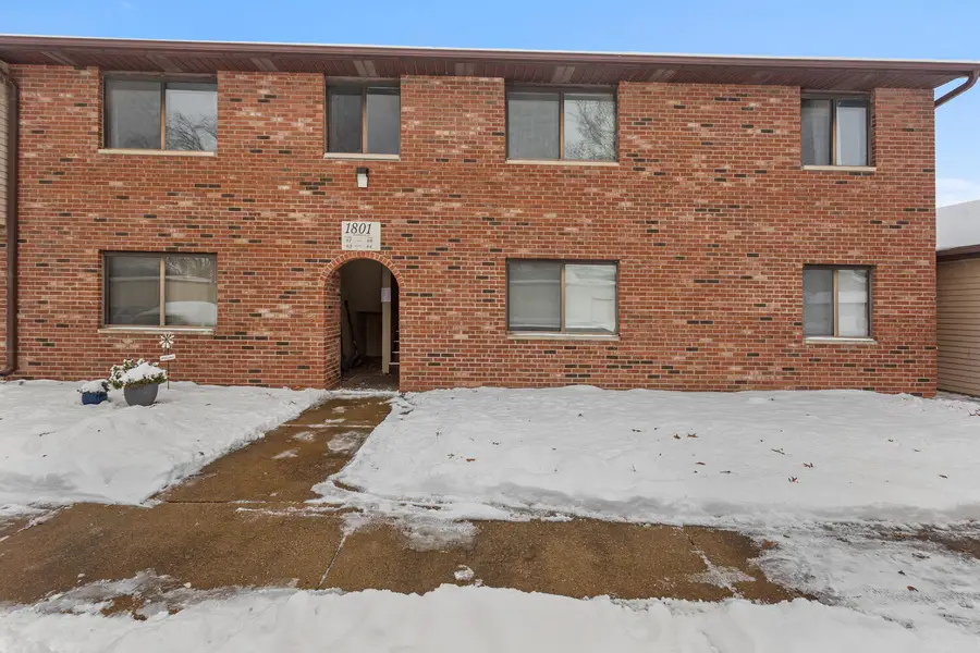 1801 Richardson Drive #7, Urbana, IL 61802 - Image #2
