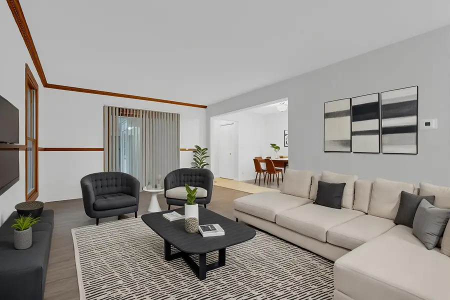 Address Withheld By Seller, Hoffman Estates, IL 60169 - Image #3