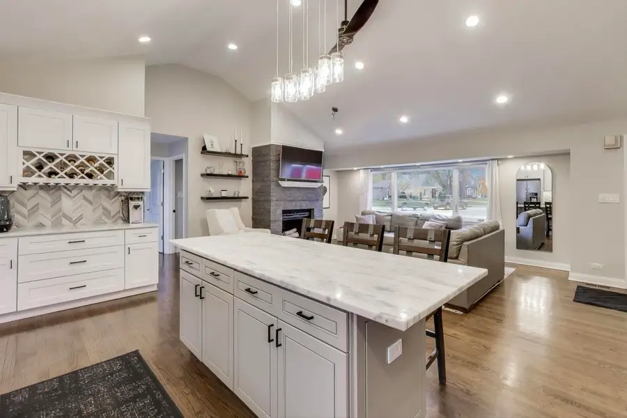 591 S Park Road, Lombard, IL 60148 - Image #3