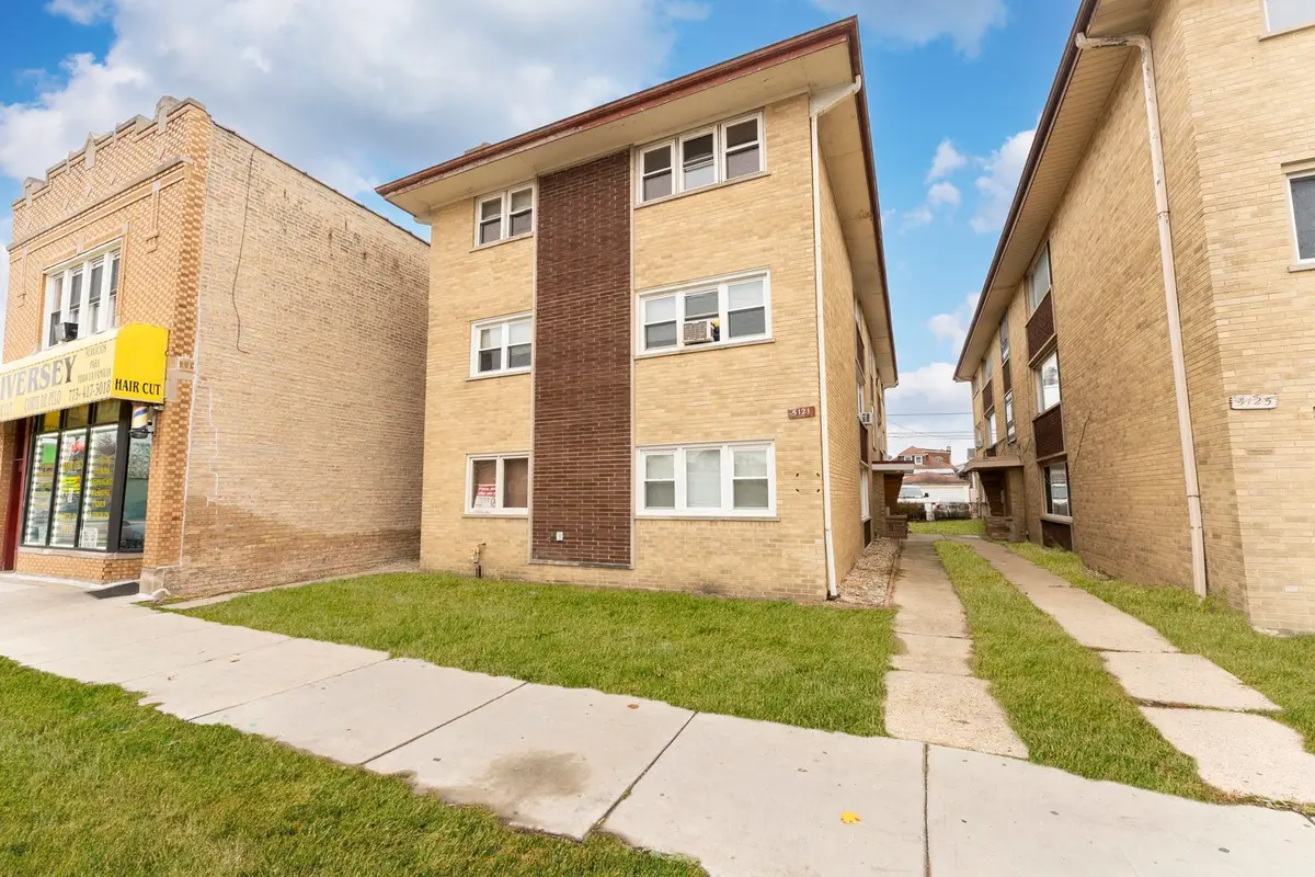 5121 W Diversey Avenue #3S, Chicago, IL 60639 - Image #1