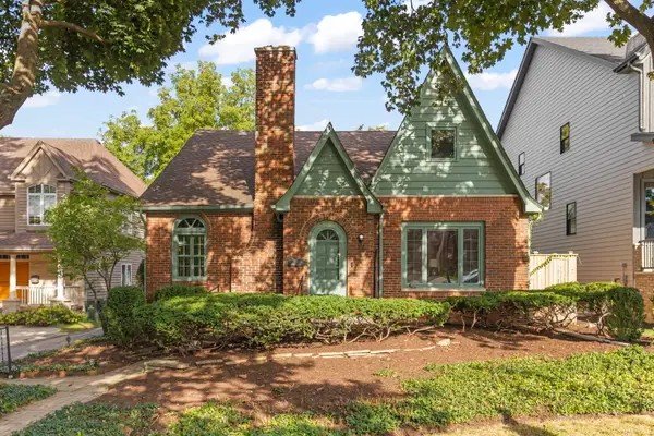 444 S Sleight Street, Naperville, IL 60540