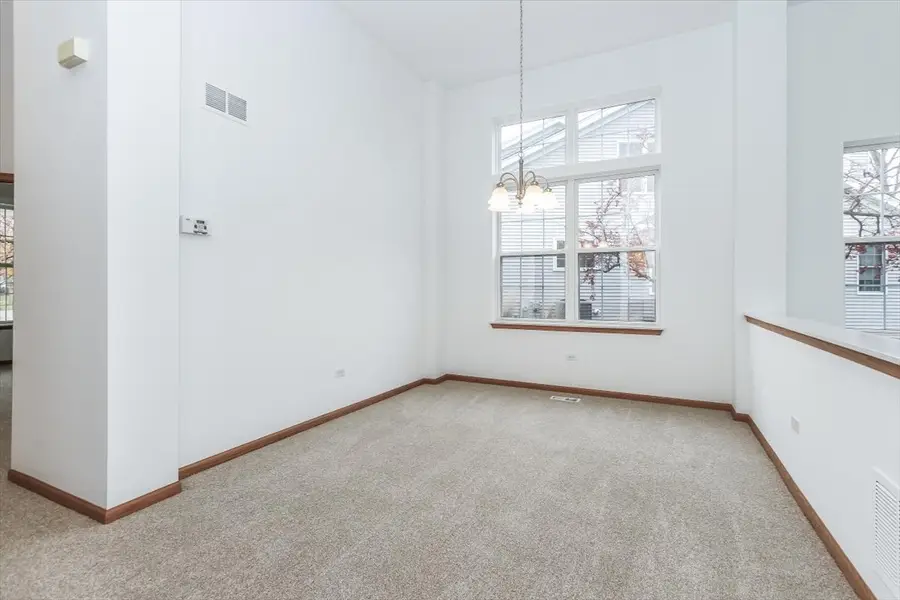 202 Braeburn Circle, Sugar Grove, IL 60554 - Image #3