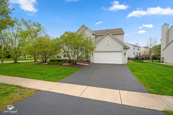 1 Firethorn Court, Bolingbrook, IL 60490