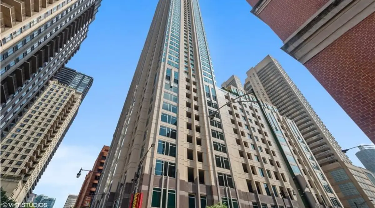 33 W Ontario Street #34EN, Chicago, IL 60654 - Image #1