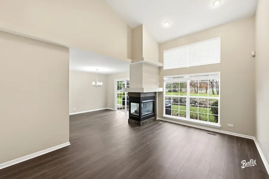 728 Old Checker Road, Buffalo Grove, IL 60089 - Image #3