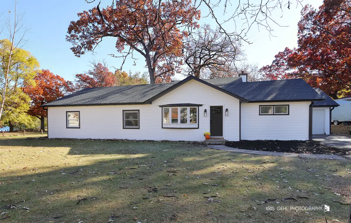 18653 W Willow Point Drive, Grayslake, IL 60030 - Image #1