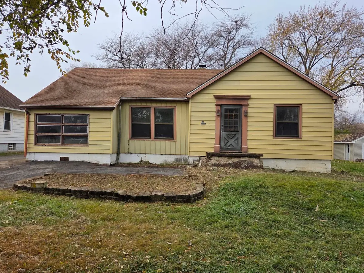 211 Independence Avenue, Joliet, IL 60433 - #1