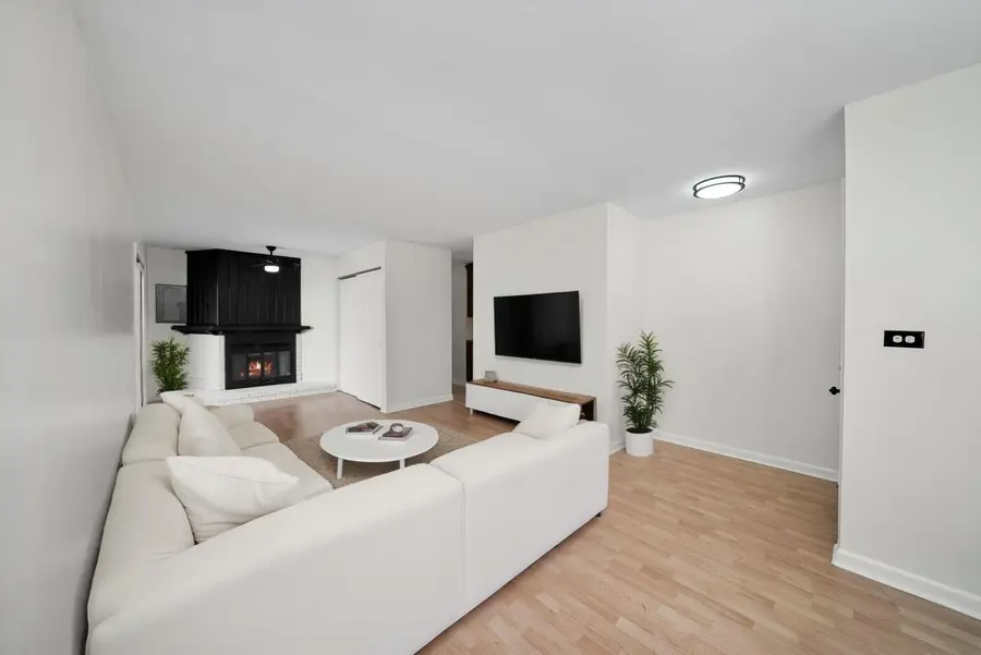 1515 Highland Avenue, Glendale Heights, IL 60139 - Image #3