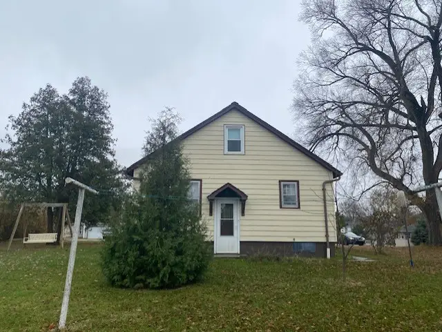 412 W 2nd Street, Lostant, IL 61334 - Image #2