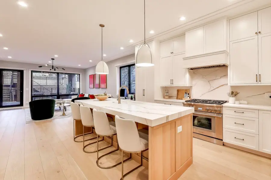 1644 W Diversey Parkway #1, Chicago, IL 60614 - Image #2