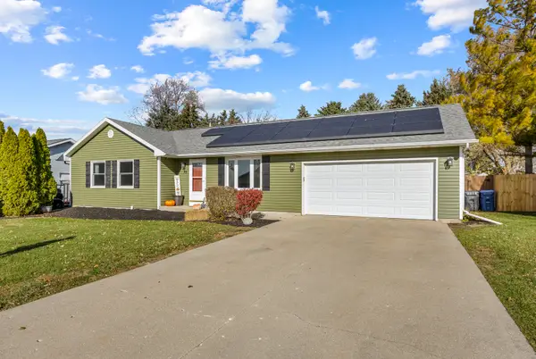 93 W Benson Avenue, Cortland, IL 60112