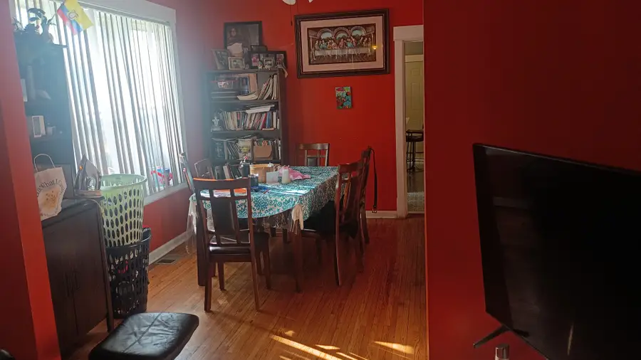 644 N Trumbull Avenue, Chicago, IL 60624 - Image #2