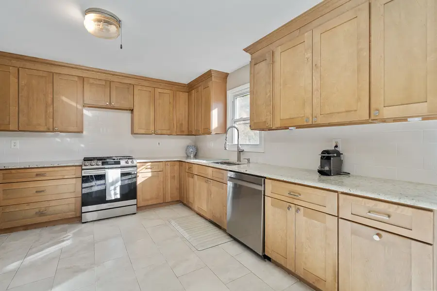 24333 S Valley Drive, Channahon, IL 60410 - Image #3