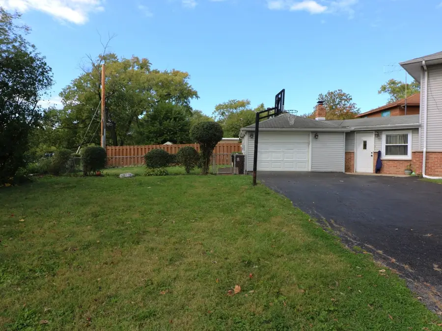 127 Nashua Street, Park Forest, IL 60466 - Image #2