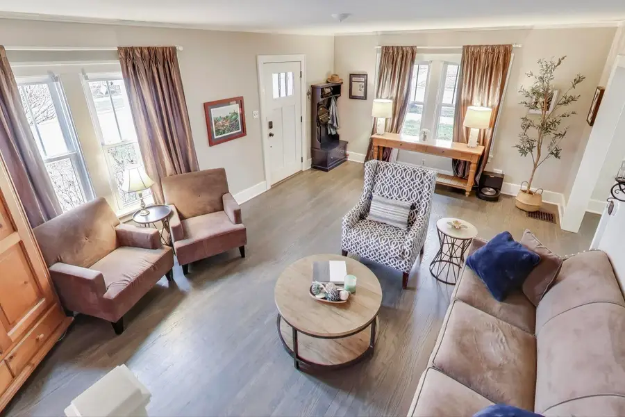 45 S Thurlow Street, Hinsdale, IL 60521 - Image #3