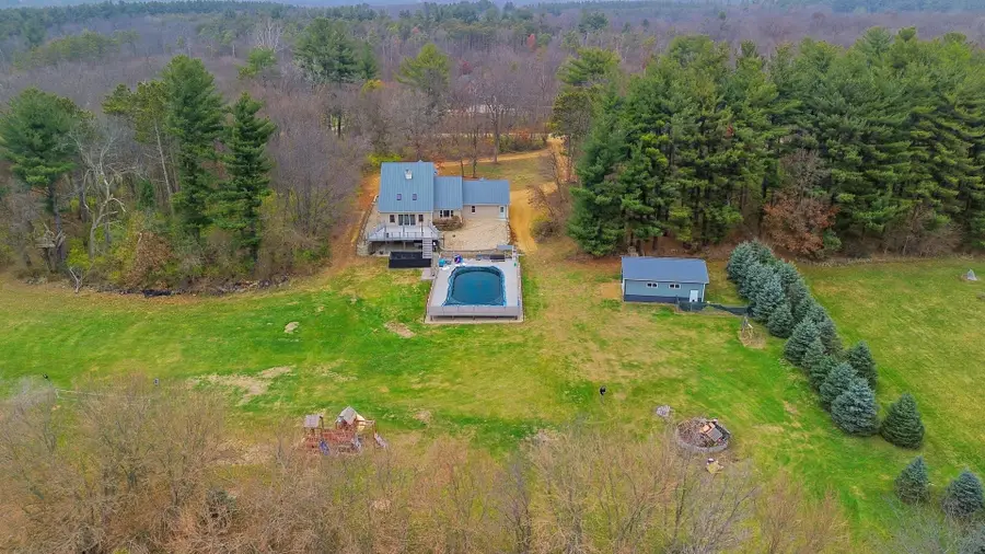 7231 S Lost Nation Road, Dixon, IL 61021 - Image #3