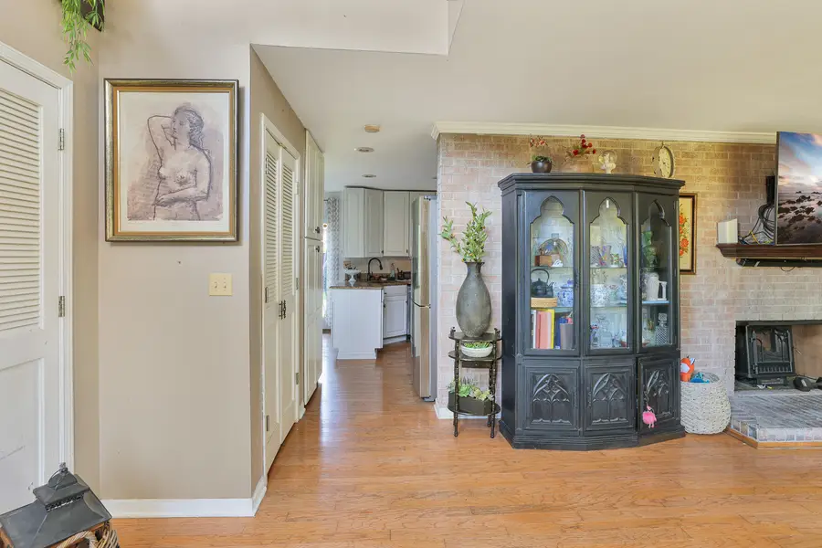 Address Withheld By Seller, Medinah, IL 60157 - Image #3