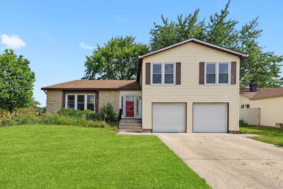 88 Hesterman Drive, Glendale Heights, IL 60139 - #1