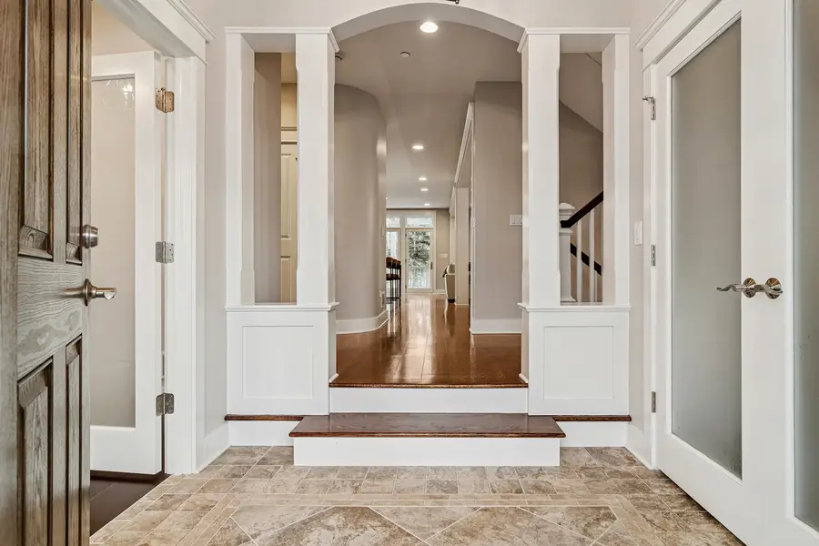 721 Meadow Lane, Libertyville, IL 60048 - Image #2