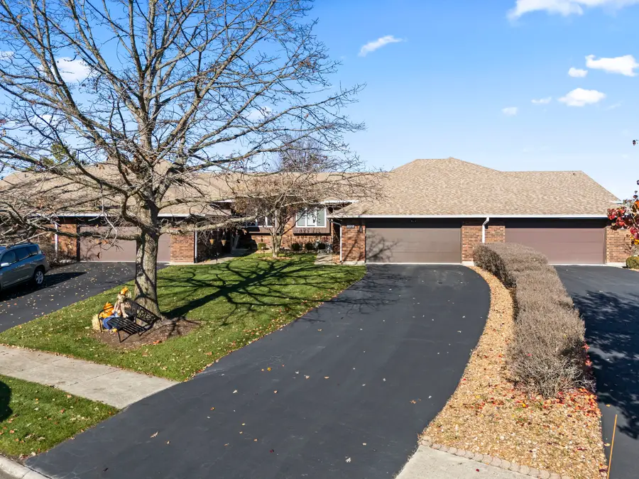 8918 Clearview Drive, Orland Park, IL 60462 - Image #2