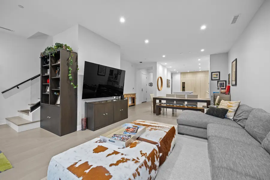 305 S Racine Avenue #PH-D, Chicago, IL 60607 - #2