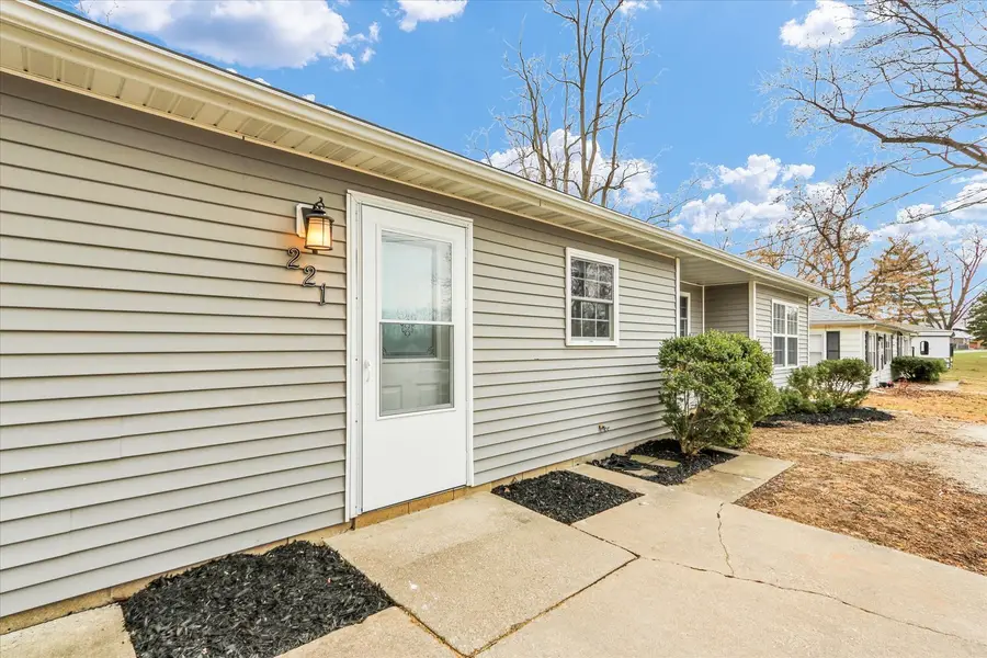 221 Augusta Drive, Mahomet, IL 61853 - #2